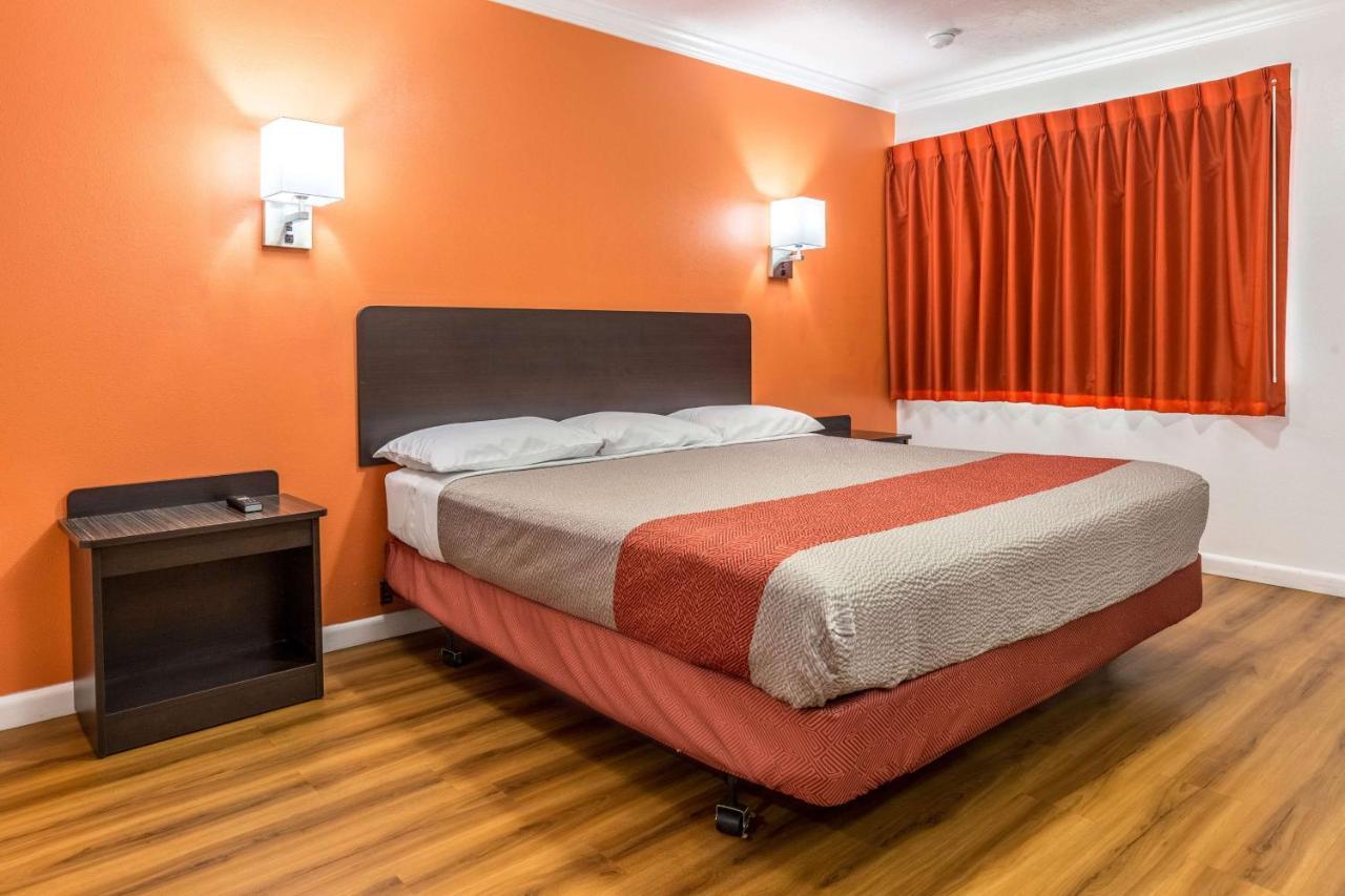 Motel 6 Tremonton, Utah ภายนอก รูปภาพ